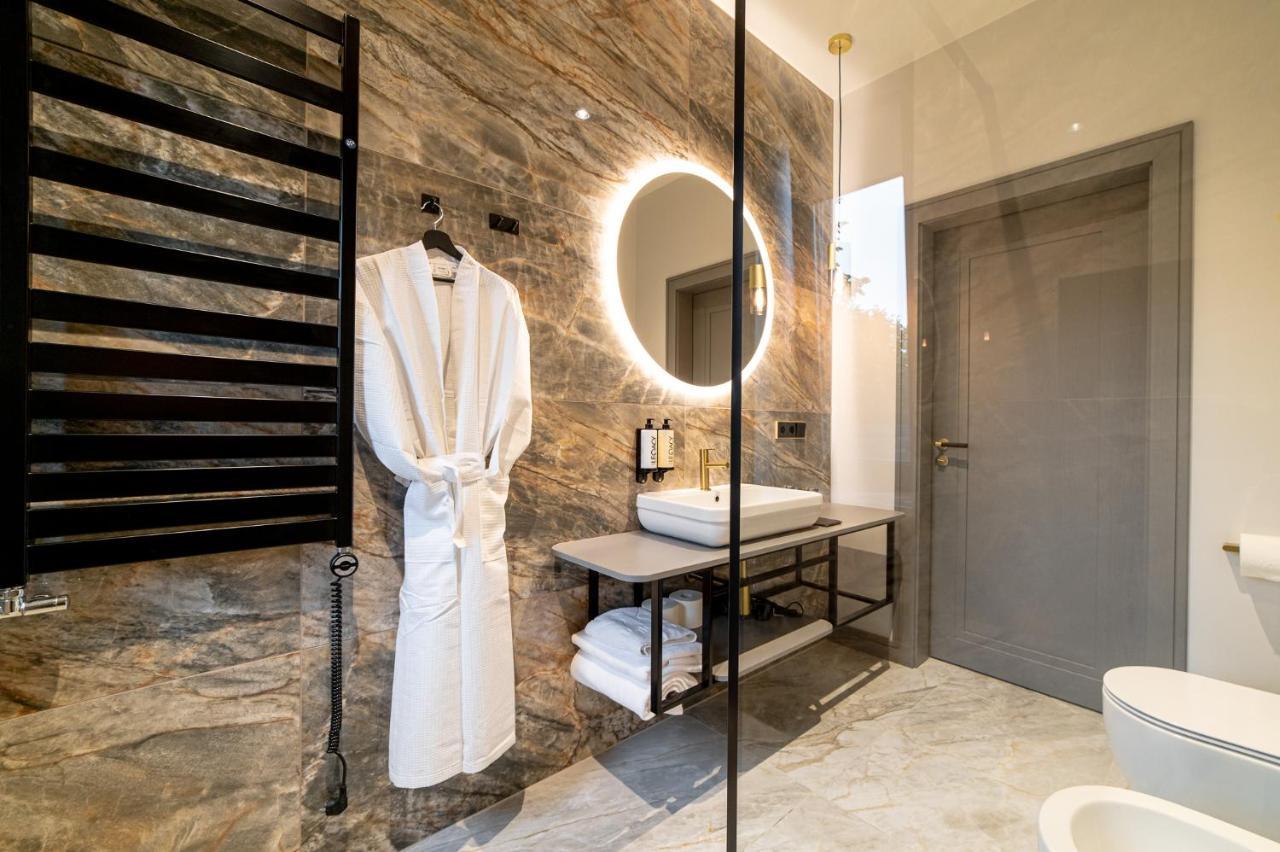 Hotel Gothards 库尔迪加 外观 照片